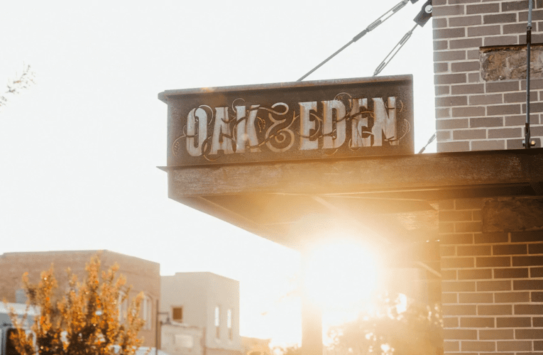 Virginia Beach: Best American Made Whiskey – Oak and Eden.
